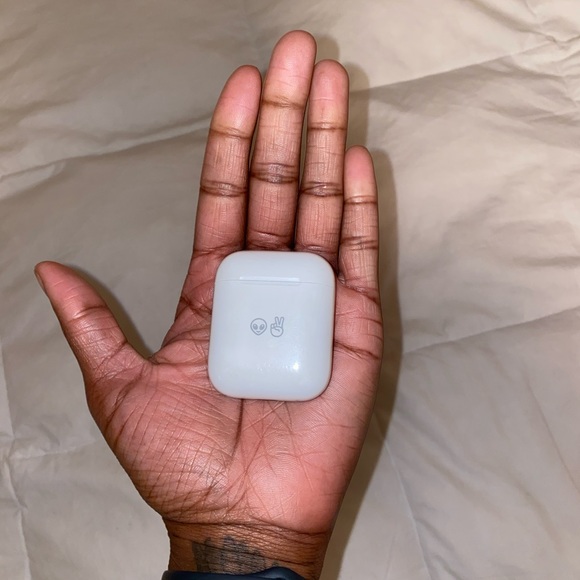 Airpods 2nd Gen